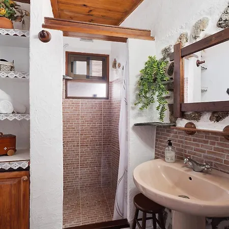 Casa Rosalia * 伊科德·德·洛斯·维诺斯